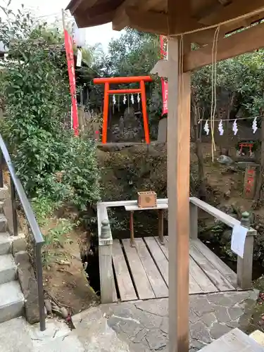 横浜御嶽神社の末社・摂社