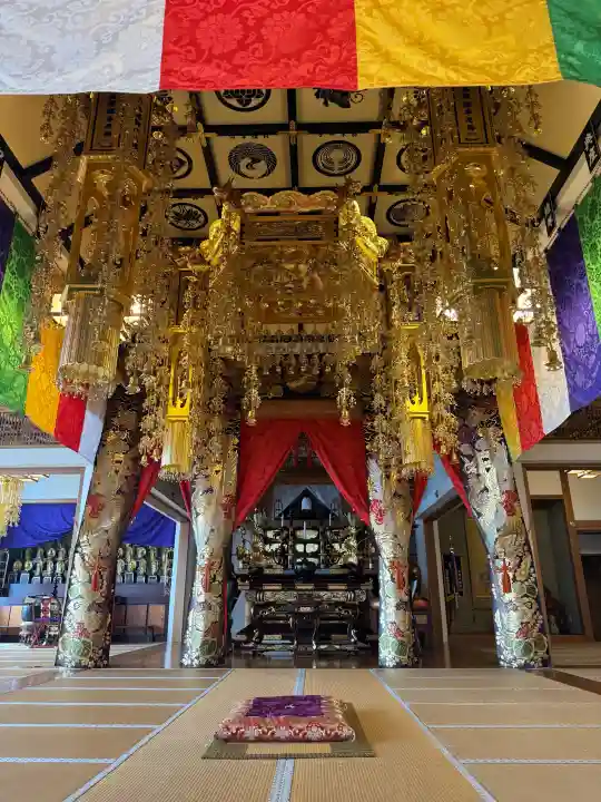 龍松寺の{uncategorized: "未分類", other: "その他", undefined: "問題あり", building: "その他建物", grave: "お墓", sacred_gate: "鳥居", guardian: "狛犬", statue: "像", buddha: "仏像", history: "歴史", nature: "自然", garden: "庭園", animal: "動物", pagoda: "塔", temizu: "手水舎", mountain_gate: "山門・神門", sanctuary: "本殿・本堂", subordinate: "末社・摂社", art: "芸術", scenery: "景色", jizo: "地蔵", ema: "絵馬", goshuin: "御朱印", omikuji: "おみくじ", items: "授与品その他", amulet: "お守り", goshuincho: "御朱印帳", eats: "食事", festival: "お祭り", votive_dance: "神楽", shichigosan: "七五三参", wedding: "結婚式", experience: "体験その他", initially: "初詣", around: "周辺", anti_infection: "感染症対策"}