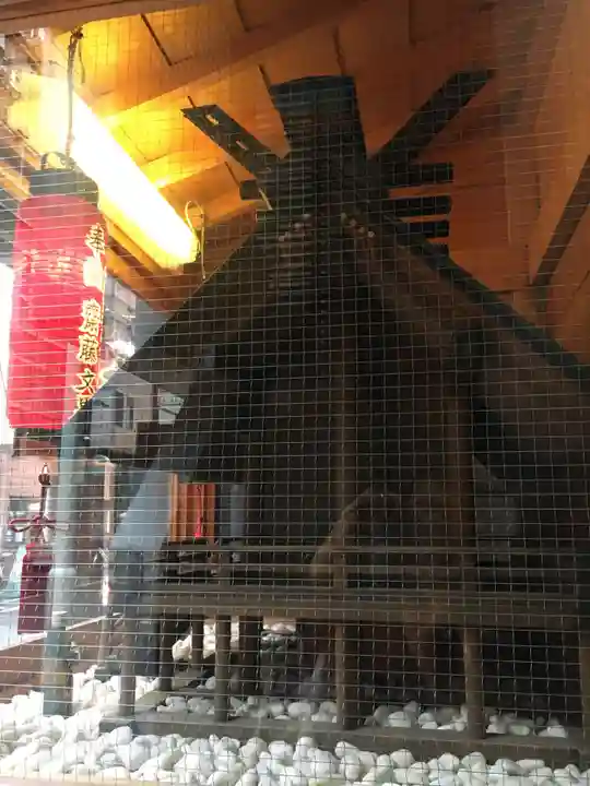 八官神社の本殿・本堂