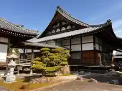 観音寺の本殿