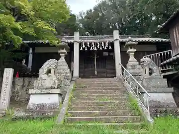 離宮八幡神社の本殿・本堂