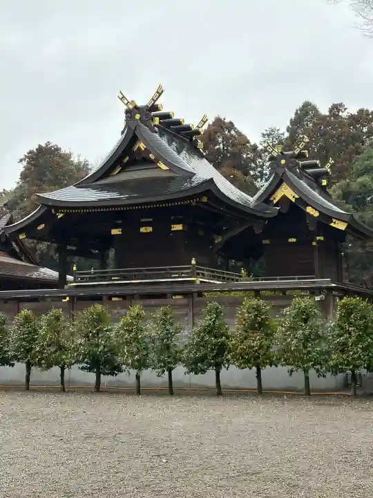 鷲宮神社の{uncategorized: "未分類", other: "その他", undefined: "問題あり", building: "その他建物", grave: "お墓", sacred_gate: "鳥居", guardian: "狛犬", statue: "像", buddha: "仏像", history: "歴史", nature: "自然", garden: "庭園", animal: "動物", pagoda: "塔", temizu: "手水舎", mountain_gate: "山門・神門", sanctuary: "本殿・本堂", subordinate: "末社・摂社", art: "芸術", scenery: "景色", jizo: "地蔵", ema: "絵馬", goshuin: "御朱印", omikuji: "おみくじ", items: "授与品その他", amulet: "お守り", goshuincho: "御朱印帳", eats: "食事", festival: "お祭り", votive_dance: "神楽", shichigosan: "七五三参", wedding: "結婚式", experience: "体験その他", initially: "初詣", around: "周辺", anti_infection: "感染症対策"}