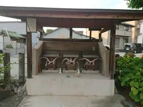 山神社の末社・摂社