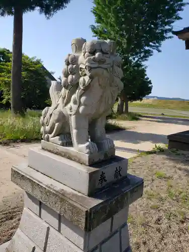 大源神社の狛犬