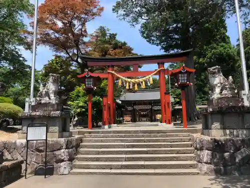 諏訪神社の鳥居