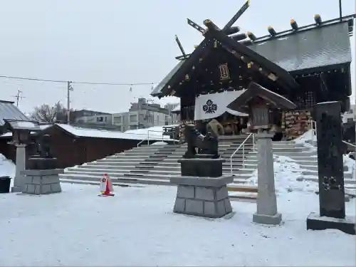 札幌諏訪神社の本殿・本堂