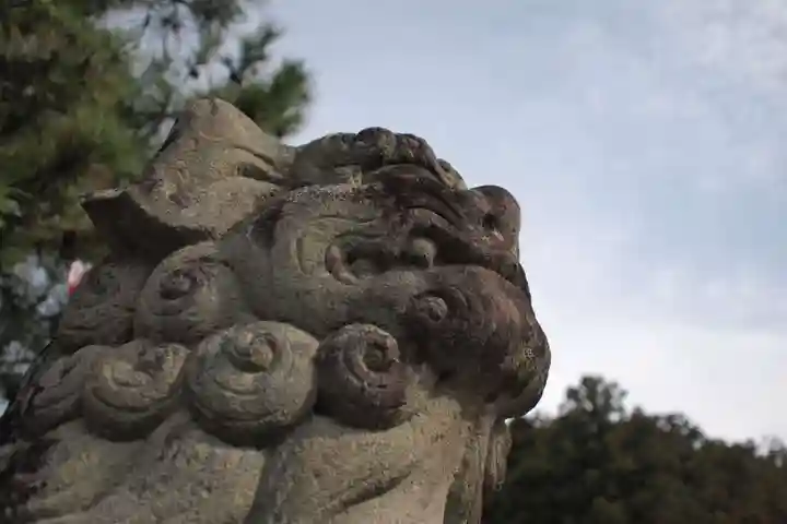 石見国一宮 物部神社の狛犬