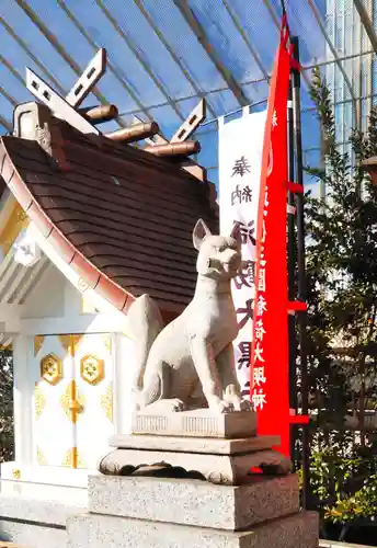 三囲神社（三圍神社）日本橋摂社の狛犬