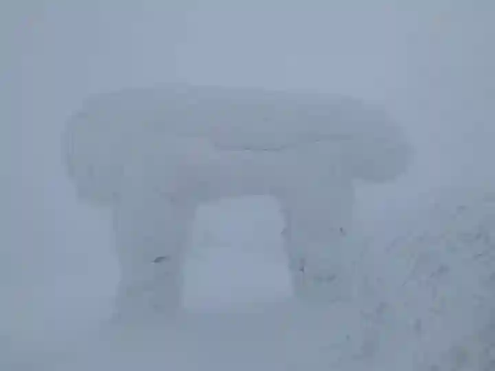 刈田嶺神社(奥宮)の{uncategorized: "未分類", other: "その他", undefined: "問題あり", building: "その他建物", grave: "お墓", sacred_gate: "鳥居", guardian: "狛犬", statue: "像", buddha: "仏像", history: "歴史", nature: "自然", garden: "庭園", animal: "動物", pagoda: "塔", temizu: "手水舎", mountain_gate: "山門・神門", sanctuary: "本殿・本堂", subordinate: "末社・摂社", art: "芸術", scenery: "景色", jizo: "地蔵", ema: "絵馬", goshuin: "御朱印", omikuji: "おみくじ", items: "授与品その他", amulet: "お守り", goshuincho: "御朱印帳", eats: "食事", festival: "お祭り", votive_dance: "神楽", shichigosan: "七五三参", wedding: "結婚式", experience: "体験その他", initially: "初詣", around: "周辺", anti_infection: "感染症対策"}