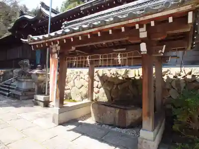 早尾神社の手水舎