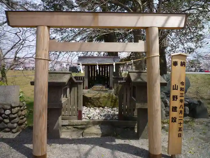 松井孫右衛門社(三重県)