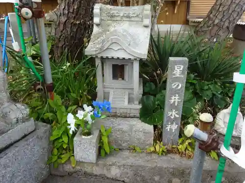 成就院の末社・摂社