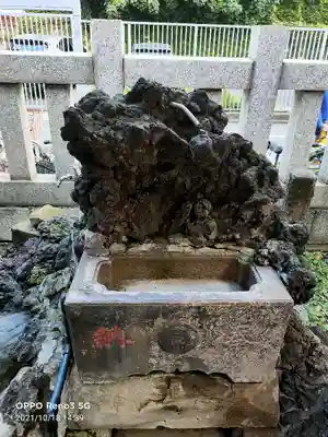 寳珠稲荷神社の手水舎