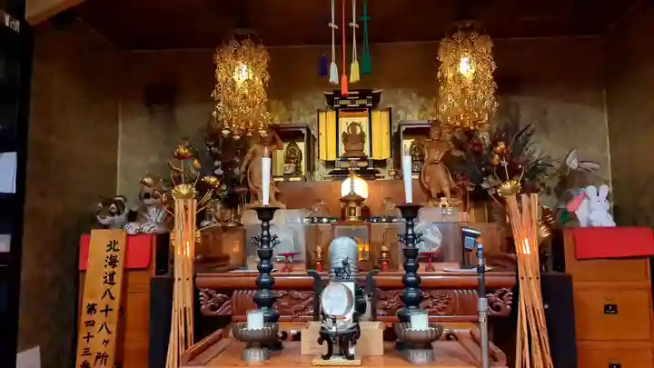 弘真寺の本殿・本堂