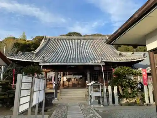 宝生寺の本殿・本堂