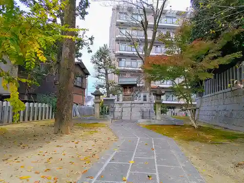 浅間社の末社・摂社