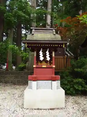 北口本宮冨士浅間神社の末社・摂社