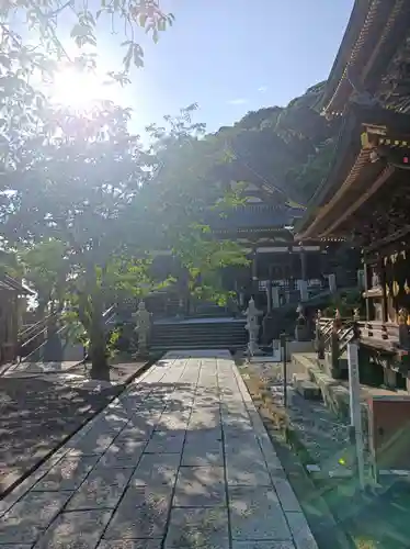 那古寺の庭園