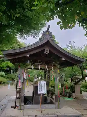 鳩森八幡神社の手水舎