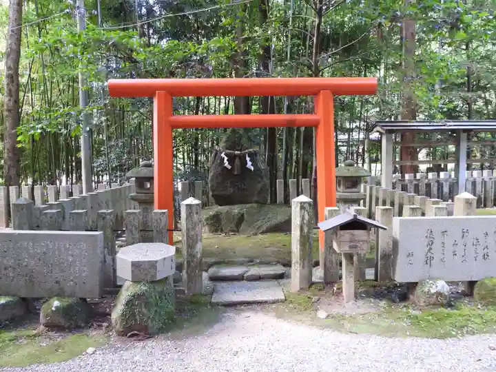 等彌神社(奈良県)