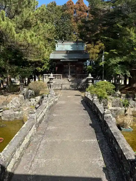 臼杵護国神社の{uncategorized: "未分類", other: "その他", undefined: "問題あり", building: "その他建物", grave: "お墓", sacred_gate: "鳥居", guardian: "狛犬", statue: "像", buddha: "仏像", history: "歴史", nature: "自然", garden: "庭園", animal: "動物", pagoda: "塔", temizu: "手水舎", mountain_gate: "山門・神門", sanctuary: "本殿・本堂", subordinate: "末社・摂社", art: "芸術", scenery: "景色", jizo: "地蔵", ema: "絵馬", goshuin: "御朱印", omikuji: "おみくじ", items: "授与品その他", amulet: "お守り", goshuincho: "御朱印帳", eats: "食事", festival: "お祭り", votive_dance: "神楽", shichigosan: "七五三参", wedding: "結婚式", experience: "体験その他", initially: "初詣", around: "周辺", anti_infection: "感染症対策"}