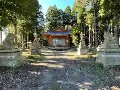 温泉神社の本殿