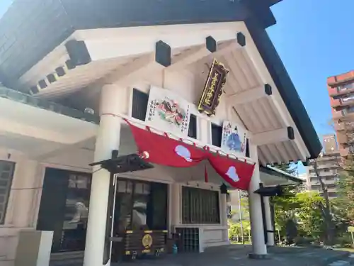 善知鳥神社の本殿