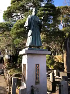 高幡不動尊 金剛寺の像