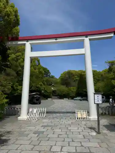 鎌倉宮の{uncategorized: "未分類", other: "その他", undefined: "問題あり", building: "その他建物", grave: "お墓", sacred_gate: "鳥居", guardian: "狛犬", statue: "像", buddha: "仏像", history: "歴史", nature: "自然", garden: "庭園", animal: "動物", pagoda: "塔", temizu: "手水舎", mountain_gate: "山門・神門", sanctuary: "本殿・本堂", subordinate: "末社・摂社", art: "芸術", scenery: "景色", jizo: "地蔵", ema: "絵馬", goshuin: "御朱印", omikuji: "おみくじ", items: "授与品その他", amulet: "お守り", goshuincho: "御朱印帳", eats: "食事", festival: "お祭り", votive_dance: "神楽", shichigosan: "七五三参", wedding: "結婚式", experience: "体験その他", initially: "初詣", around: "周辺", anti_infection: "感染症対策"}