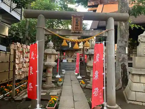 高円寺氷川神社の末社