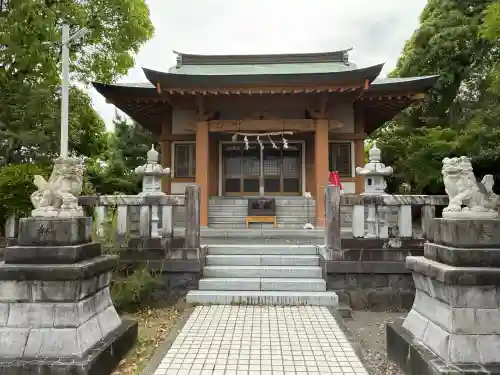今井愛鷹神社の{uncategorized: "未分類", other: "その他", undefined: "問題あり", building: "その他建物", grave: "お墓", sacred_gate: "鳥居", guardian: "狛犬", statue: "像", buddha: "仏像", history: "歴史", nature: "自然", garden: "庭園", animal: "動物", pagoda: "塔", temizu: "手水舎", mountain_gate: "山門・神門", sanctuary: "本殿・本堂", subordinate: "末社・摂社", art: "芸術", scenery: "景色", jizo: "地蔵", ema: "絵馬", goshuin: "御朱印", omikuji: "おみくじ", items: "授与品その他", amulet: "お守り", goshuincho: "御朱印帳", eats: "食事", festival: "お祭り", votive_dance: "神楽", shichigosan: "七五三参", wedding: "結婚式", experience: "体験その他", initially: "初詣", around: "周辺", anti_infection: "感染症対策"}