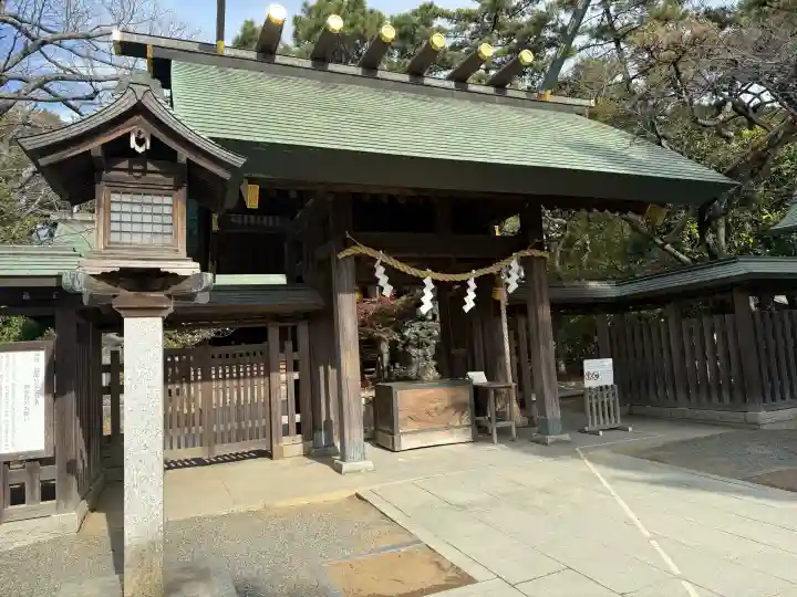 意富比神社の{uncategorized: "未分類", other: "その他", undefined: "問題あり", building: "その他建物", grave: "お墓", sacred_gate: "鳥居", guardian: "狛犬", statue: "像", buddha: "仏像", history: "歴史", nature: "自然", garden: "庭園", animal: "動物", pagoda: "塔", temizu: "手水舎", mountain_gate: "山門・神門", sanctuary: "本殿・本堂", subordinate: "末社・摂社", art: "芸術", scenery: "景色", jizo: "地蔵", ema: "絵馬", goshuin: "御朱印", omikuji: "おみくじ", items: "授与品その他", amulet: "お守り", goshuincho: "御朱印帳", eats: "食事", festival: "お祭り", votive_dance: "神楽", shichigosan: "七五三参", wedding: "結婚式", experience: "体験その他", initially: "初詣", around: "周辺", anti_infection: "感染症対策"}