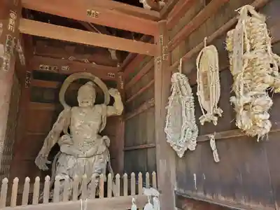 鶴林寺の像