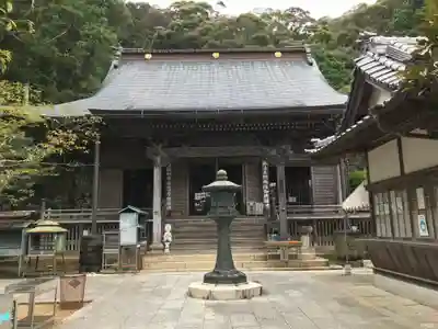 薬王寺の本殿・本堂
