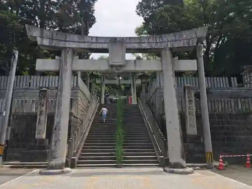 宮地嶽神社の鳥居