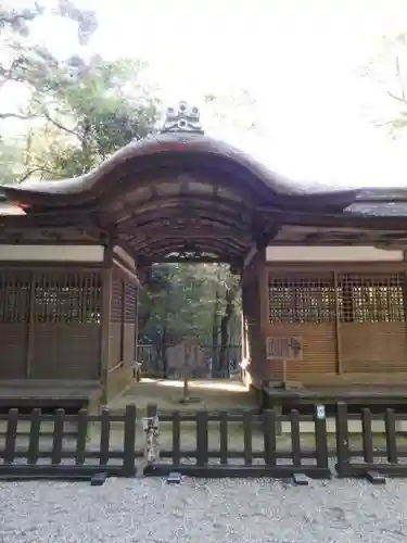 石上神宮の末社・摂社