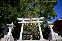 事任八幡宮の鳥居