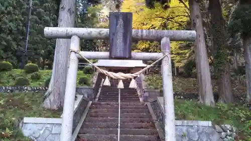 鹿妻神社の鳥居