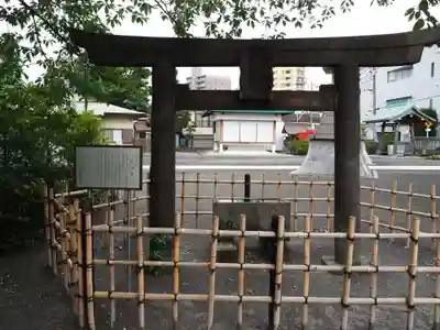 子安八幡神社(北糀谷)の鳥居