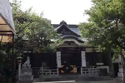 鳥越神社の本殿・本堂