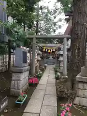 高円寺氷川神社の鳥居