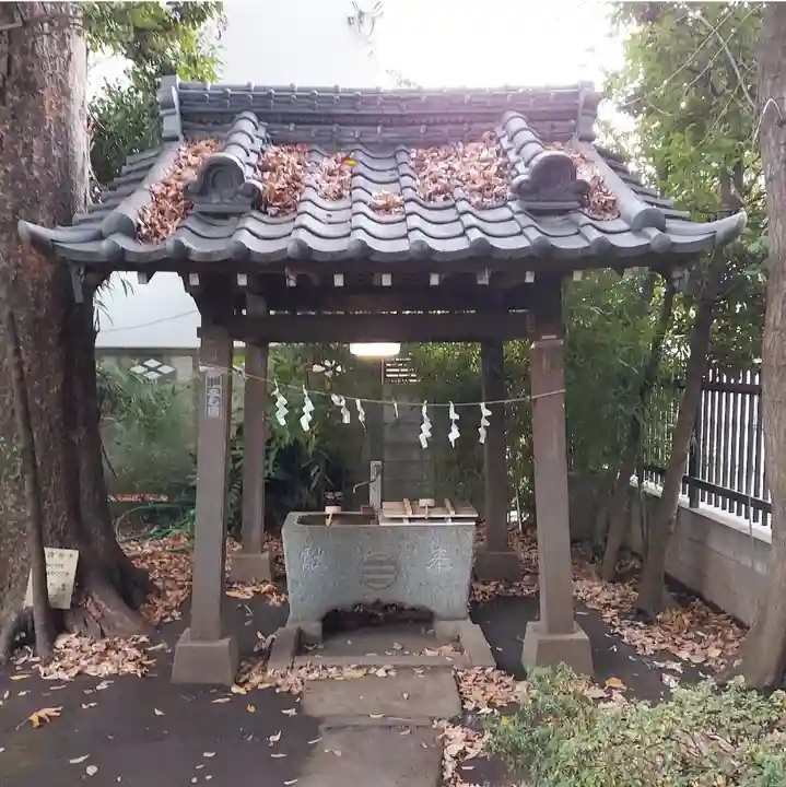 下石神井御嶽神社の手水舎