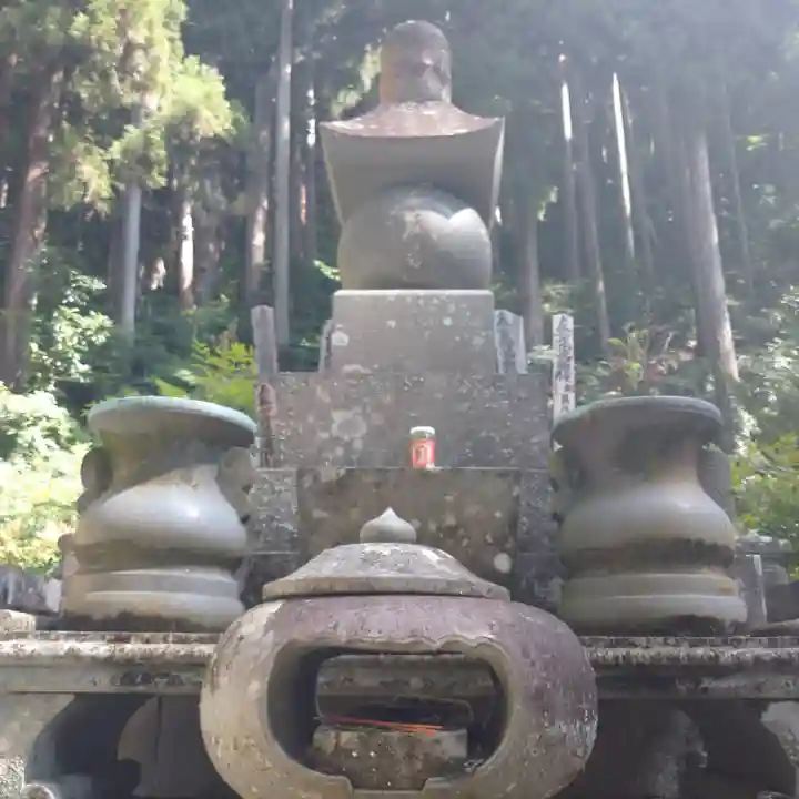 日蓮宗 総本山 塔頭 定林坊(じょうりんぼう)(山梨県)