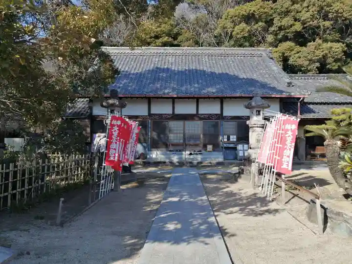 金蓮寺の本殿・本堂