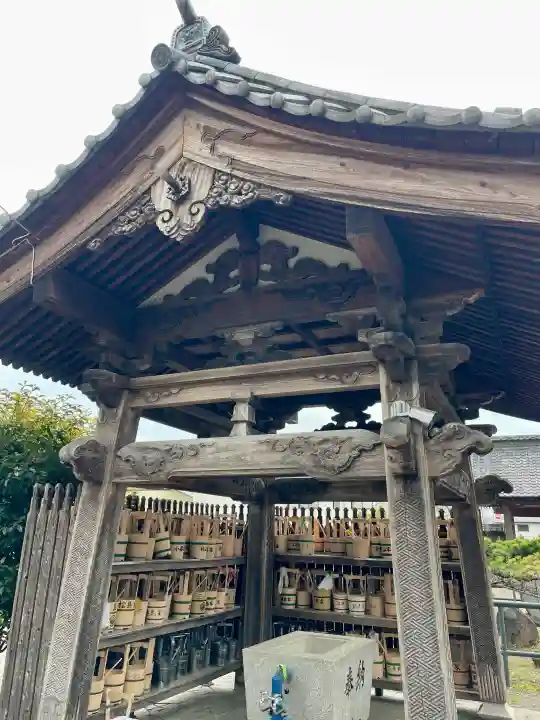 養報寺の{uncategorized: "未分類", other: "その他", undefined: "問題あり", building: "その他建物", grave: "お墓", sacred_gate: "鳥居", guardian: "狛犬", statue: "像", buddha: "仏像", history: "歴史", nature: "自然", garden: "庭園", animal: "動物", pagoda: "塔", temizu: "手水舎", mountain_gate: "山門・神門", sanctuary: "本殿・本堂", subordinate: "末社・摂社", art: "芸術", scenery: "景色", jizo: "地蔵", ema: "絵馬", goshuin: "御朱印", omikuji: "おみくじ", items: "授与品その他", amulet: "お守り", goshuincho: "御朱印帳", eats: "食事", festival: "お祭り", votive_dance: "神楽", shichigosan: "七五三参", wedding: "結婚式", experience: "体験その他", initially: "初詣", around: "周辺", anti_infection: "感染症対策"}