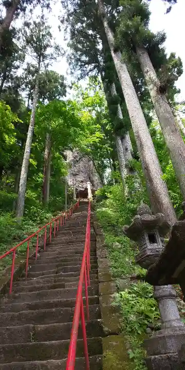 中之嶽神社のその他建物