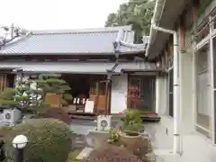 法華院の本殿