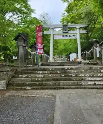 南湖神社の{uncategorized: "未分類", other: "その他", undefined: "問題あり", building: "その他建物", grave: "お墓", sacred_gate: "鳥居", guardian: "狛犬", statue: "像", buddha: "仏像", history: "歴史", nature: "自然", garden: "庭園", animal: "動物", pagoda: "塔", temizu: "手水舎", mountain_gate: "山門・神門", sanctuary: "本殿・本堂", subordinate: "末社・摂社", art: "芸術", scenery: "景色", jizo: "地蔵", ema: "絵馬", goshuin: "御朱印", omikuji: "おみくじ", items: "授与品その他", amulet: "お守り", goshuincho: "御朱印帳", eats: "食事", festival: "お祭り", votive_dance: "神楽", shichigosan: "七五三参", wedding: "結婚式", experience: "体験その他", initially: "初詣", around: "周辺", anti_infection: "感染症対策"}