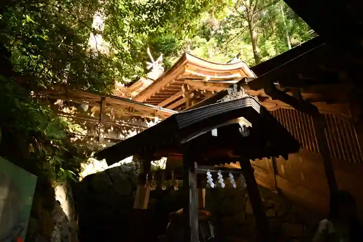 狭井坐大神荒魂神社(狭井神社)(奈良県)