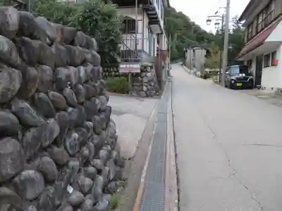 温泉寺の周辺